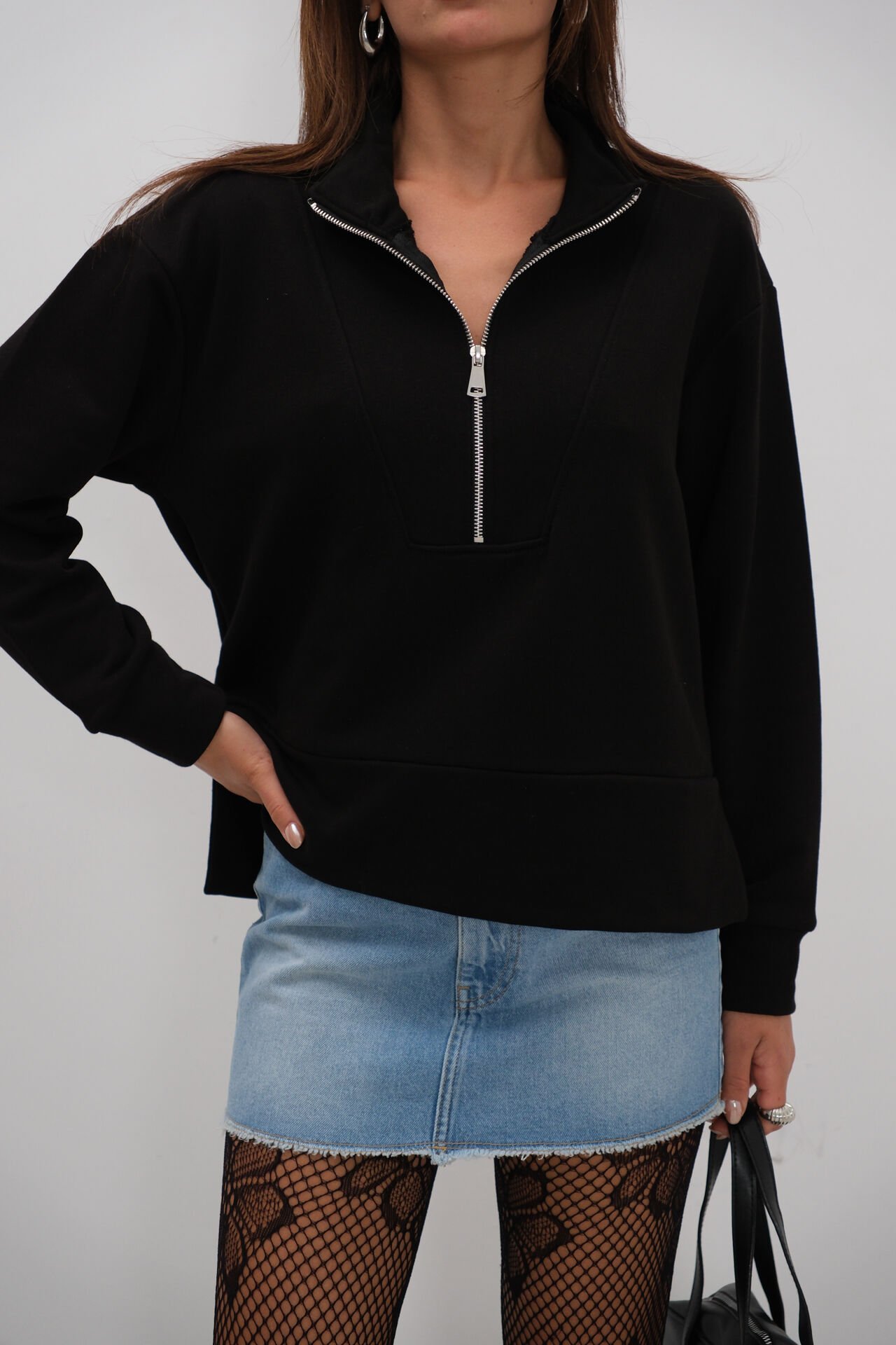 Toptan Fermuar ve Dikiş Detaylı Siyah Sweatshirt