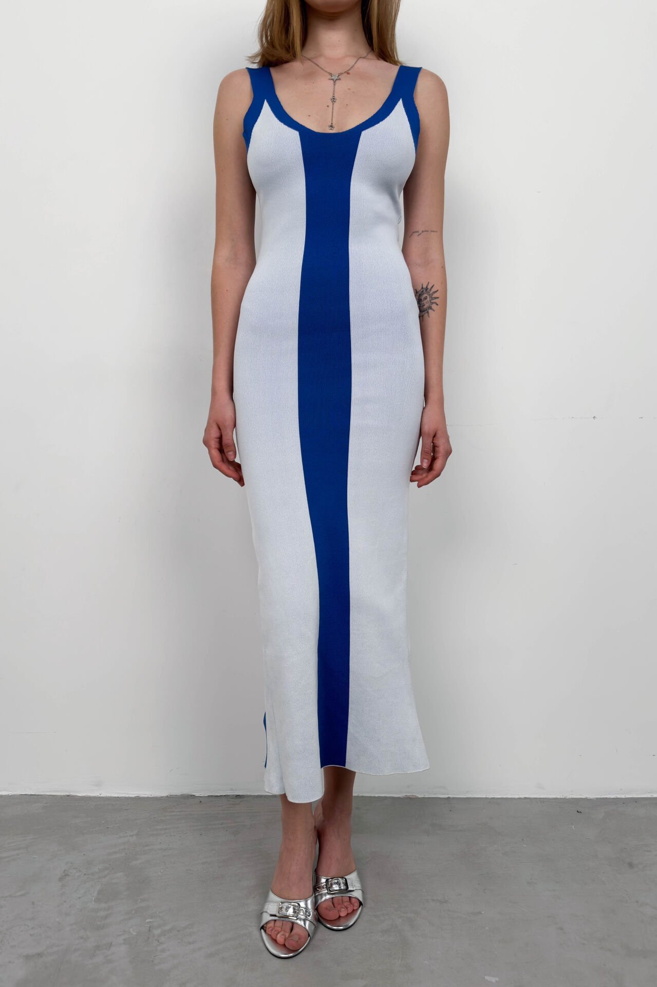 Double Color Slit Detail Dress