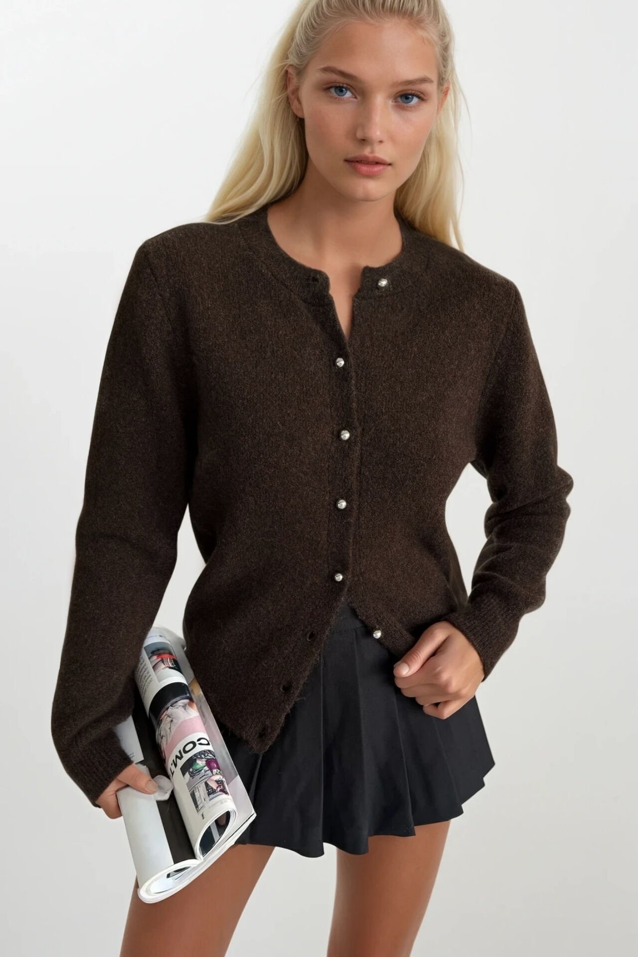 Toptan Düğme Detay Dokulu Kahverengi Triko Hırka