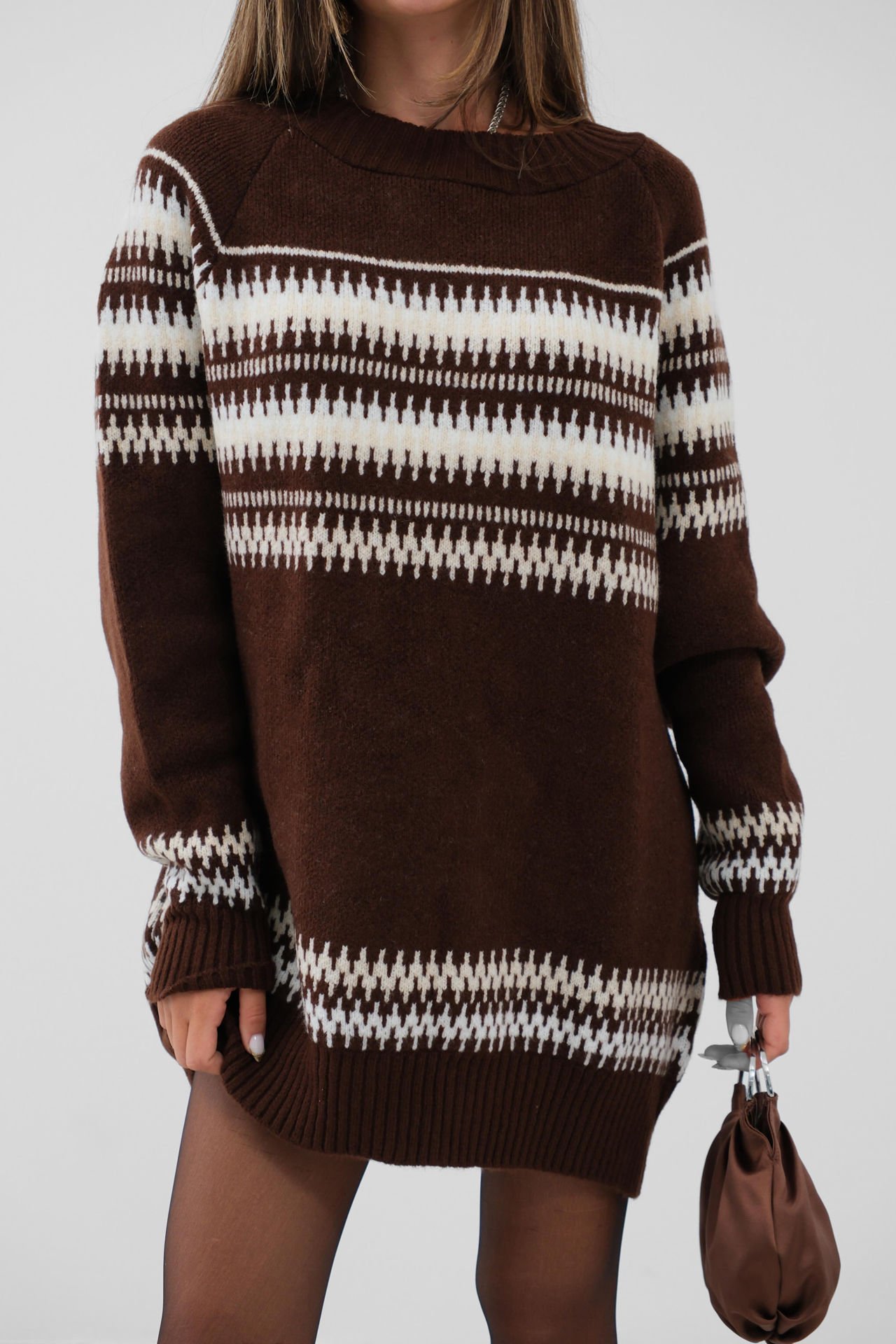 Wholesale Embroidered Striped Pattern Oversize Sweater