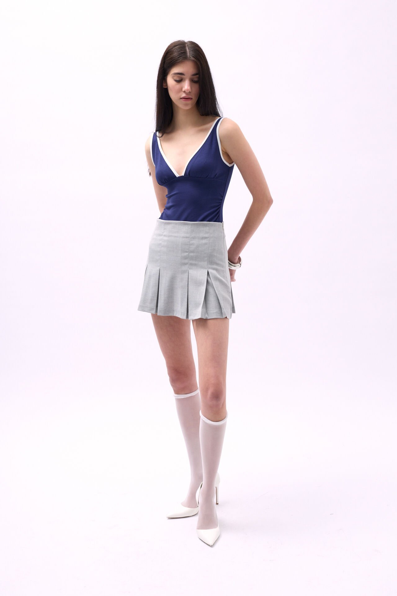Wholesale Pleated High Waist Mini Gray Skirt