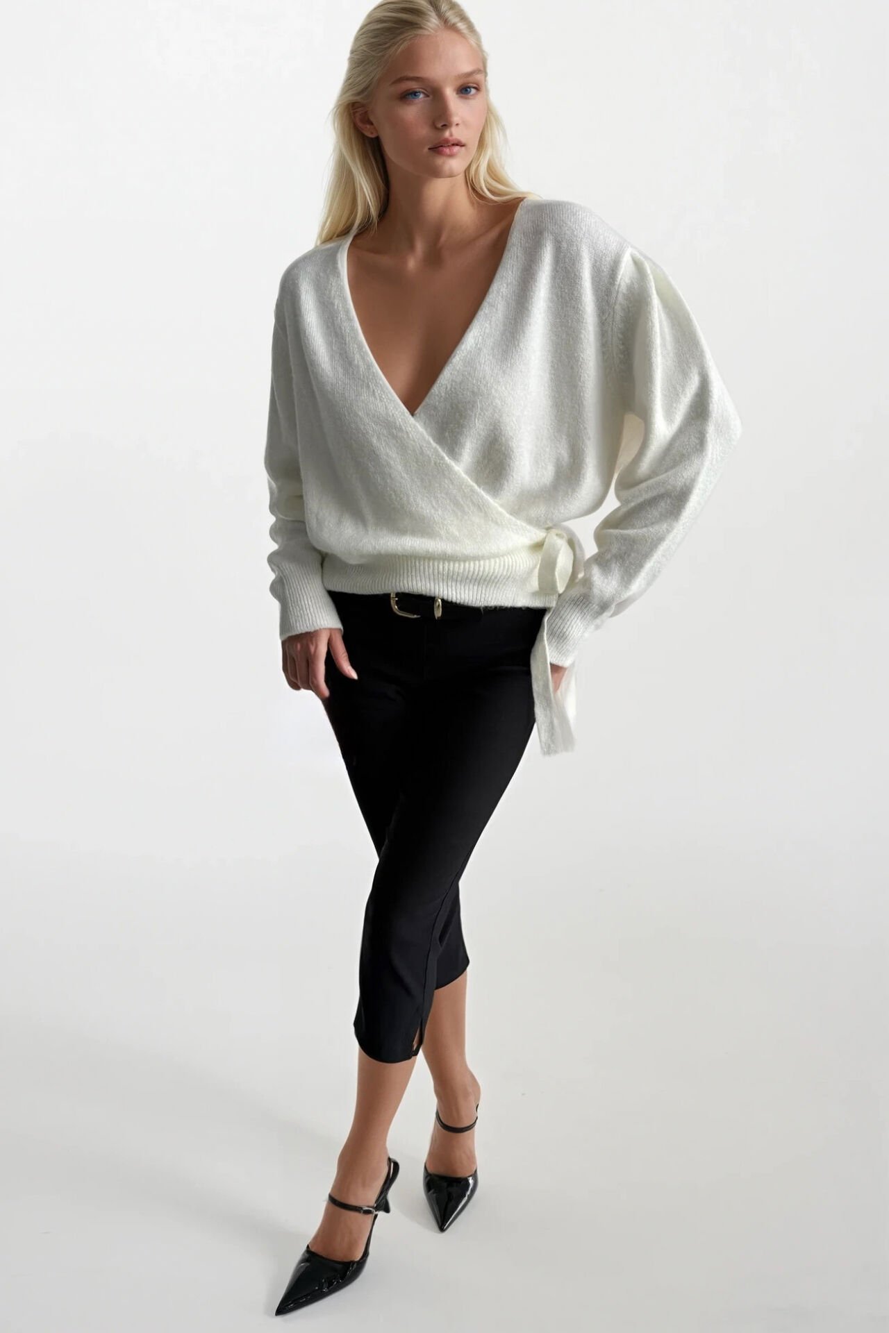 Toptan Kruvaze Bağlamalı Ekru Triko Hırka