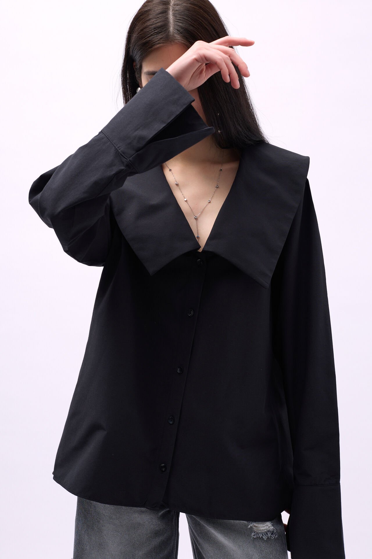 Wholesale Wide Collar Flounce Sleeve Black Shirt
