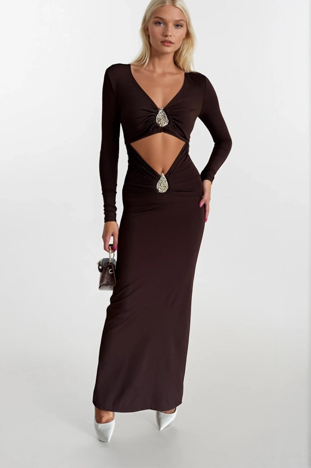 Toptan Aksesuar Detay Bel Dekolteli Kahverengi Maxi Elbise