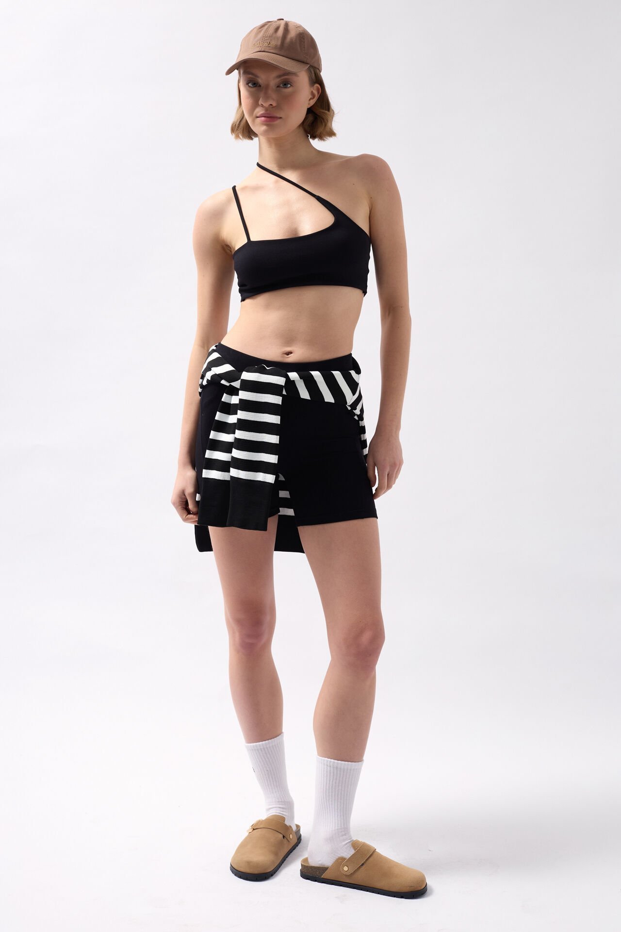 Wholesale Cross Strap Black Bra