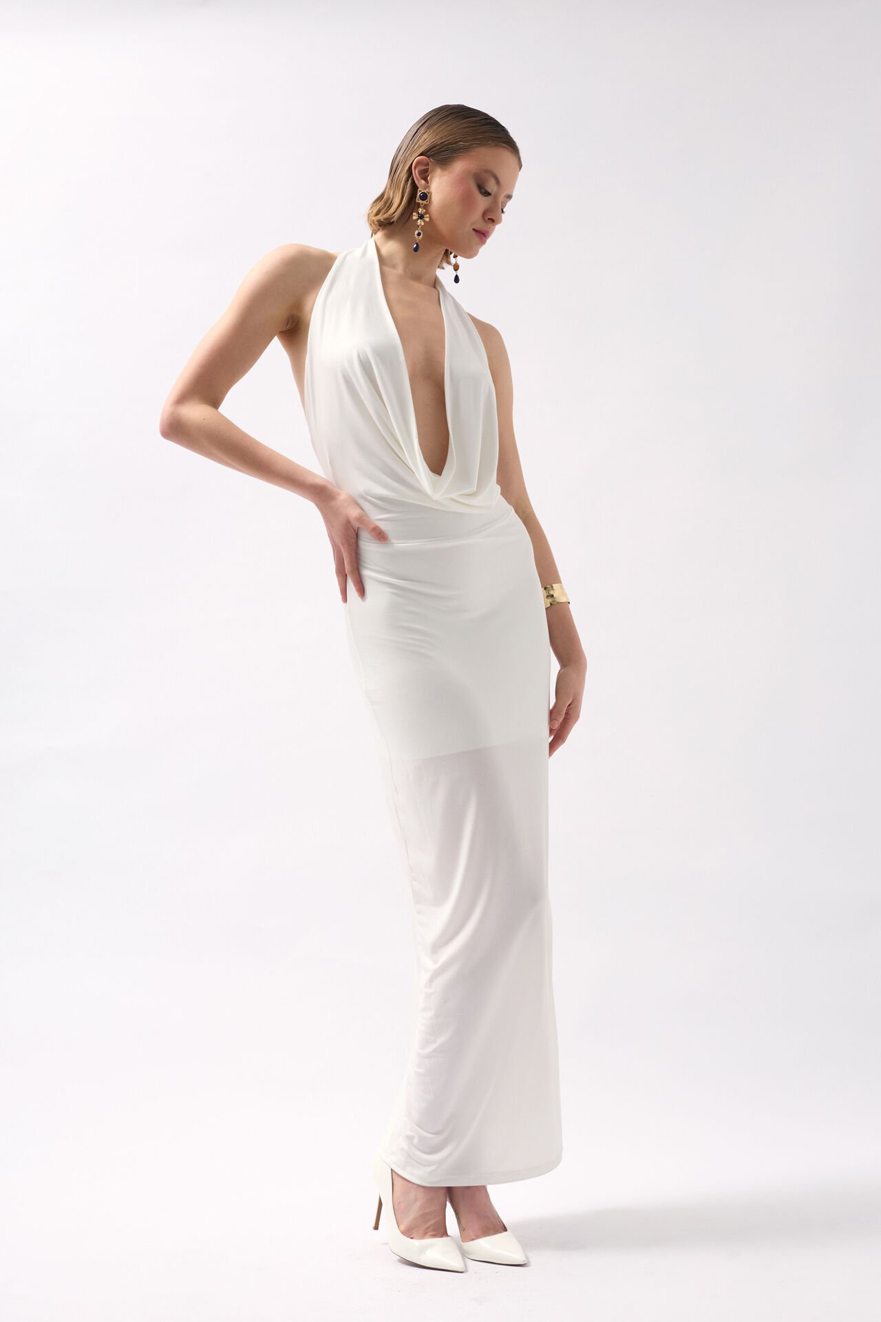 Wholesale Shawl Collar Low Cut White Dress