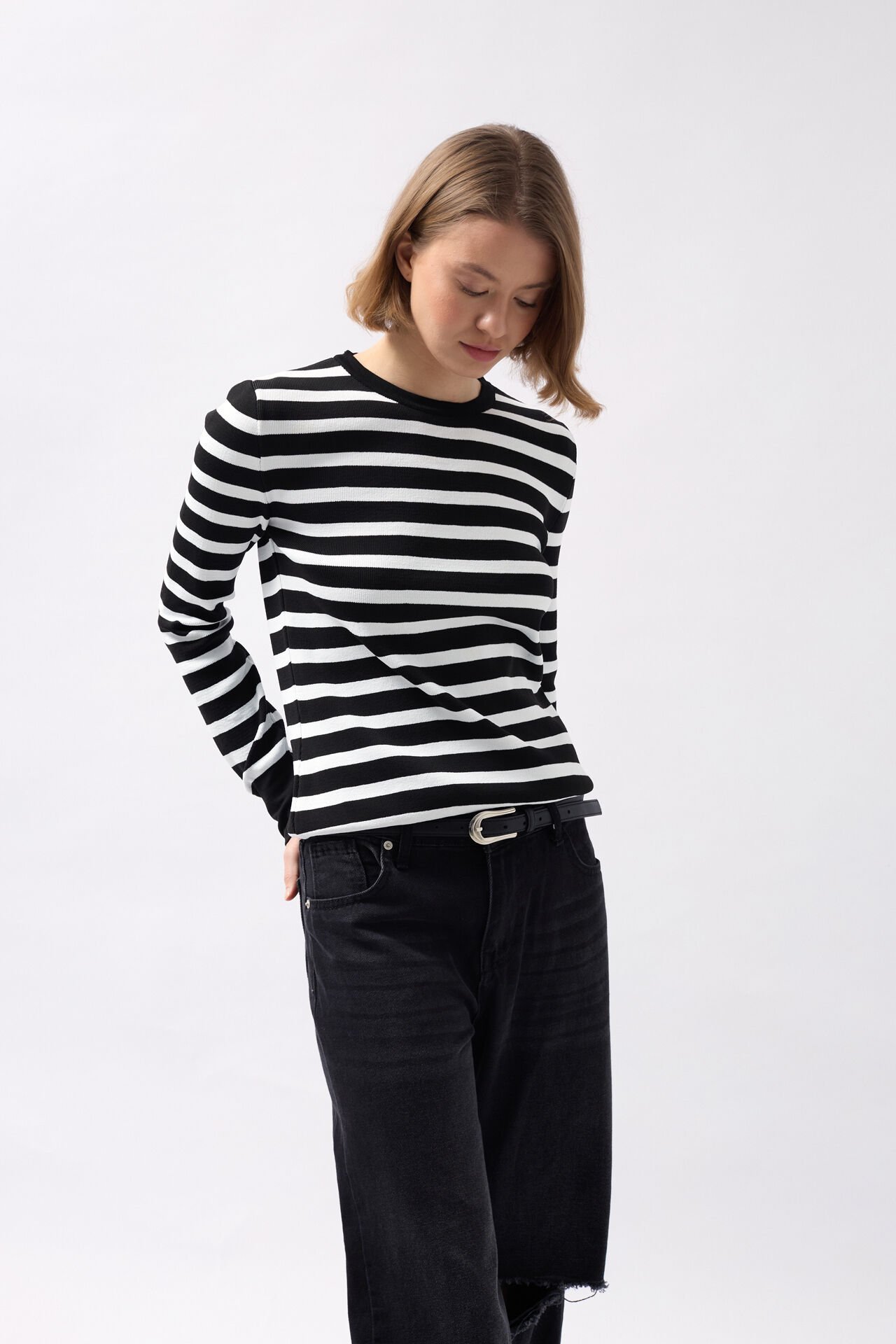 Wholesale Crew Neck Striped Black-White Blouse