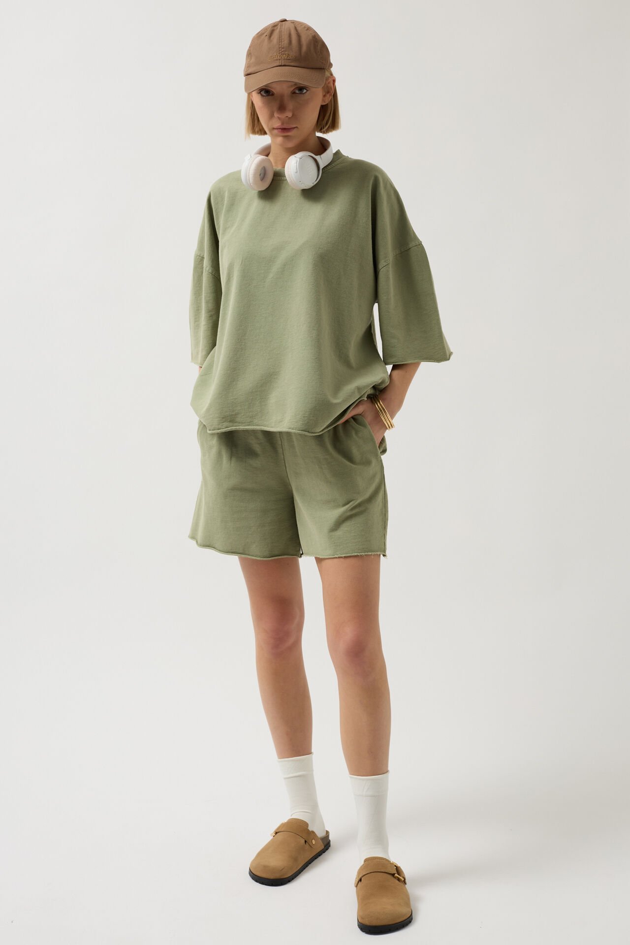 Wholesale Laser Cut Lace Detail Khaki Shorts