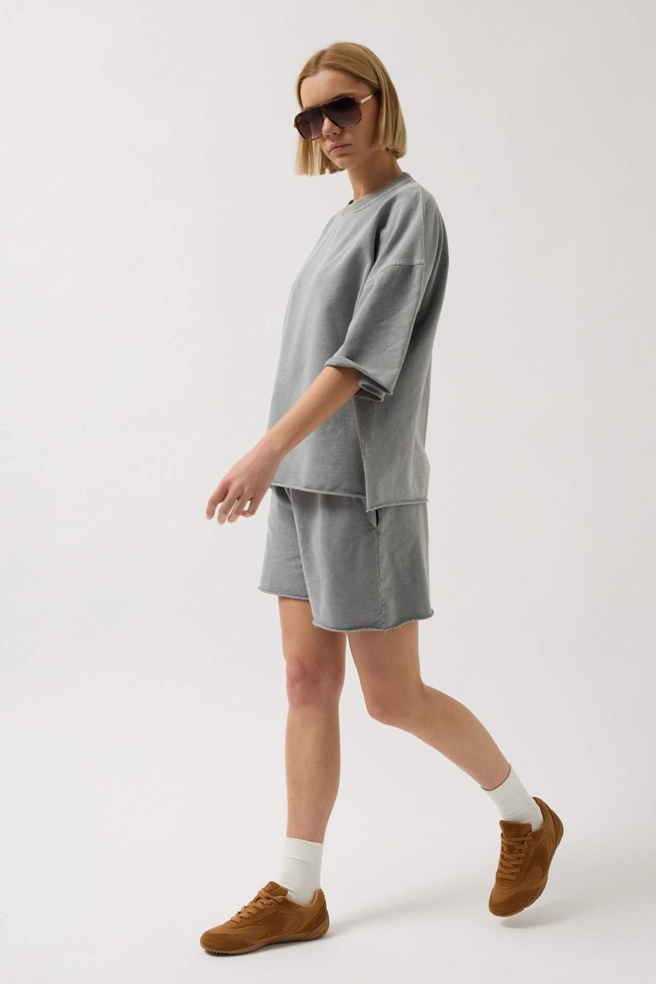 Toptan Oversize Lazer Kesim Bisiklet Yaka Gri T-Shirt