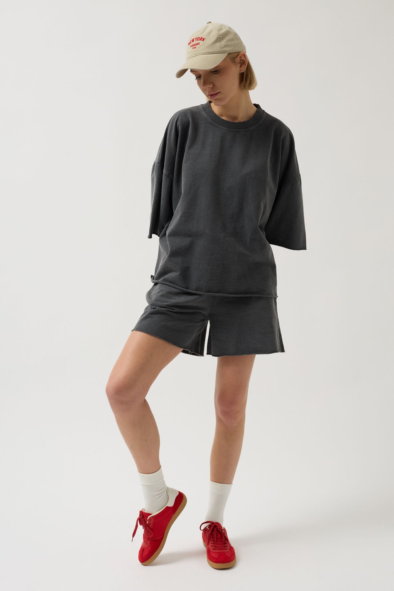 Toptan Oversize Lazer Kesim Bisiklet Yaka Antrasit T-Shirt