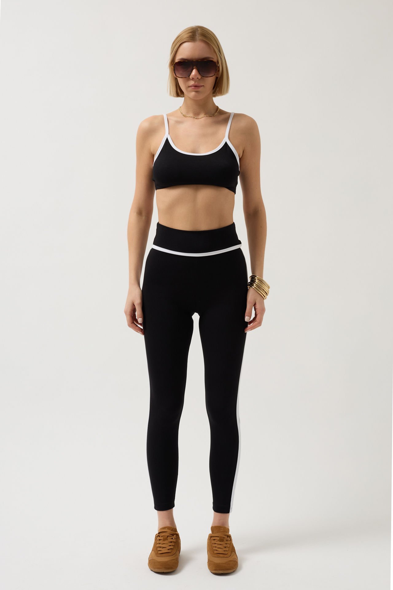 Wholesale Piping Detailed Strappy Black Bra