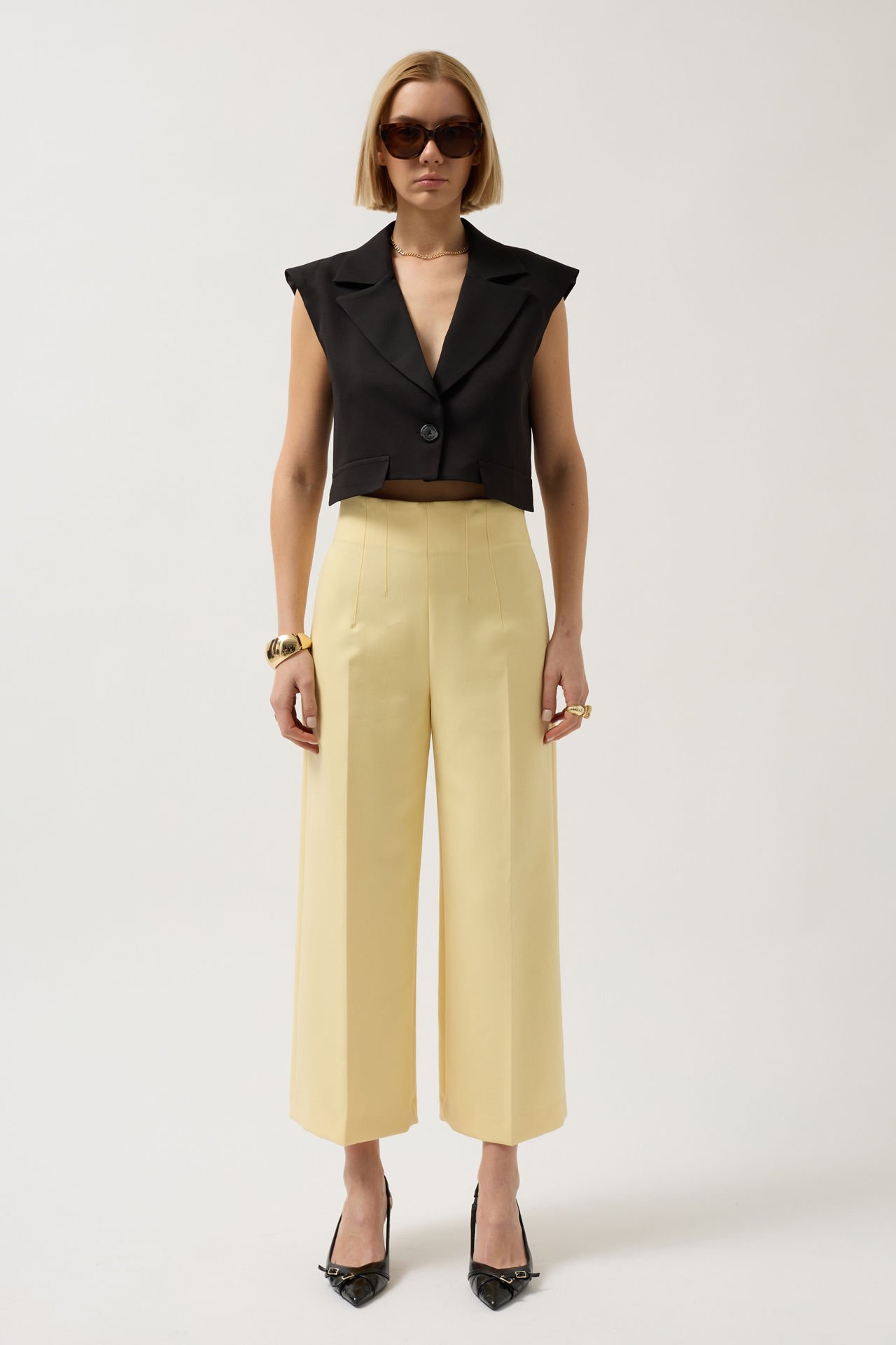 Wholesale Button Detail Pocket Black Vest