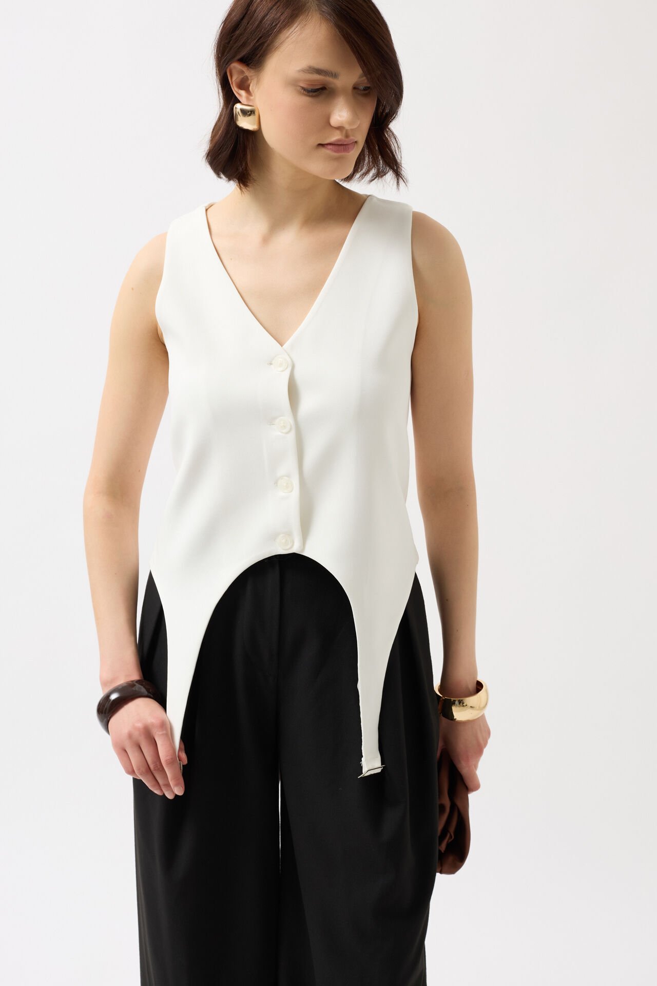 Wholesale Belt Detail V Neck White Vest