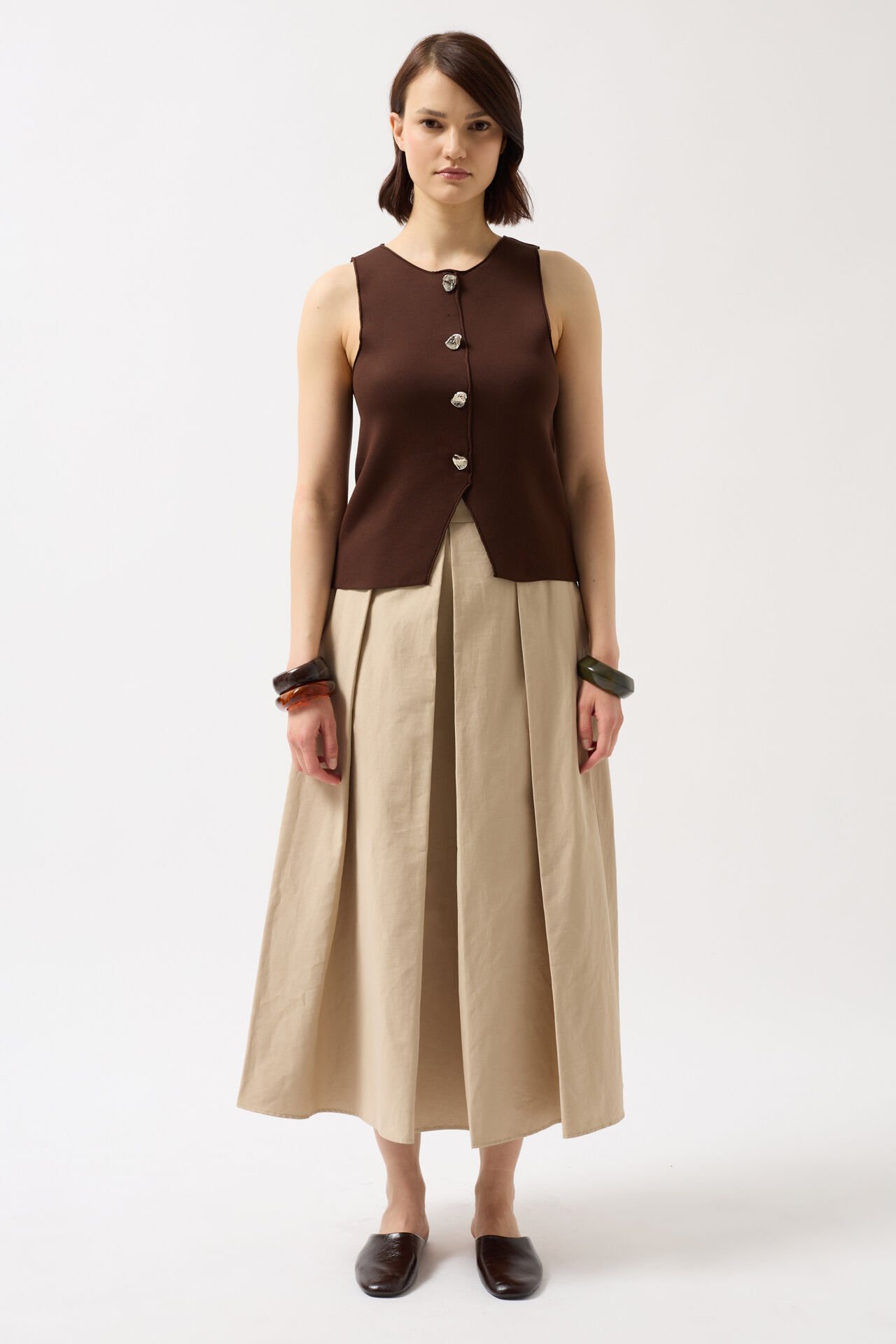 Wholesale Buttoned Textured Brown Vest