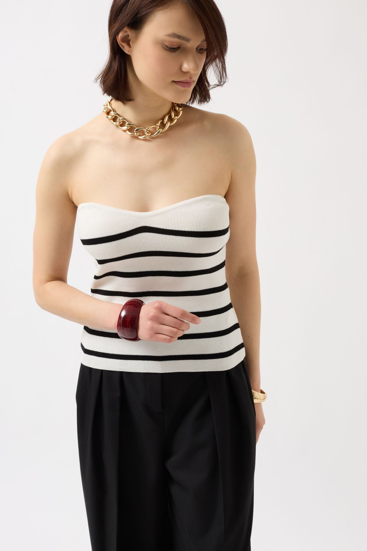 Wholesale Striped Strapless Textured White Black Blouse