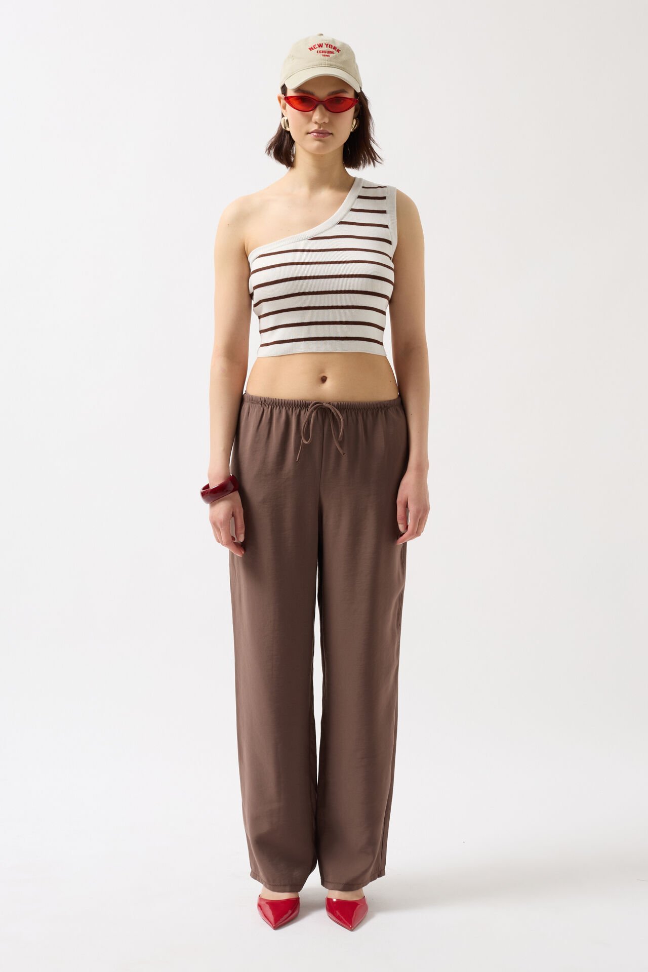 Wholesale One Shoulder Striped White Brown Crop