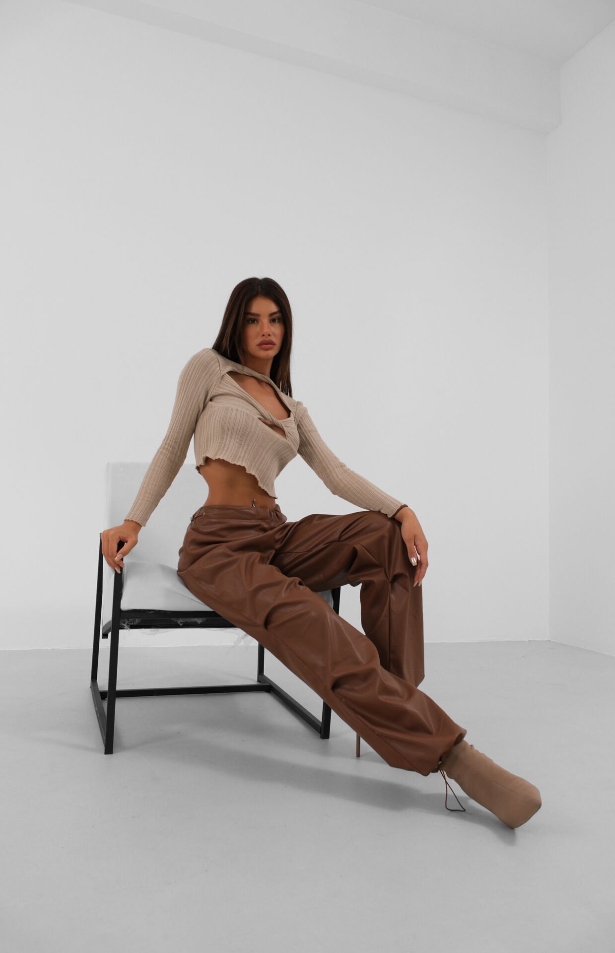 Wholesale Waist Elastic Leather Brown Trousers