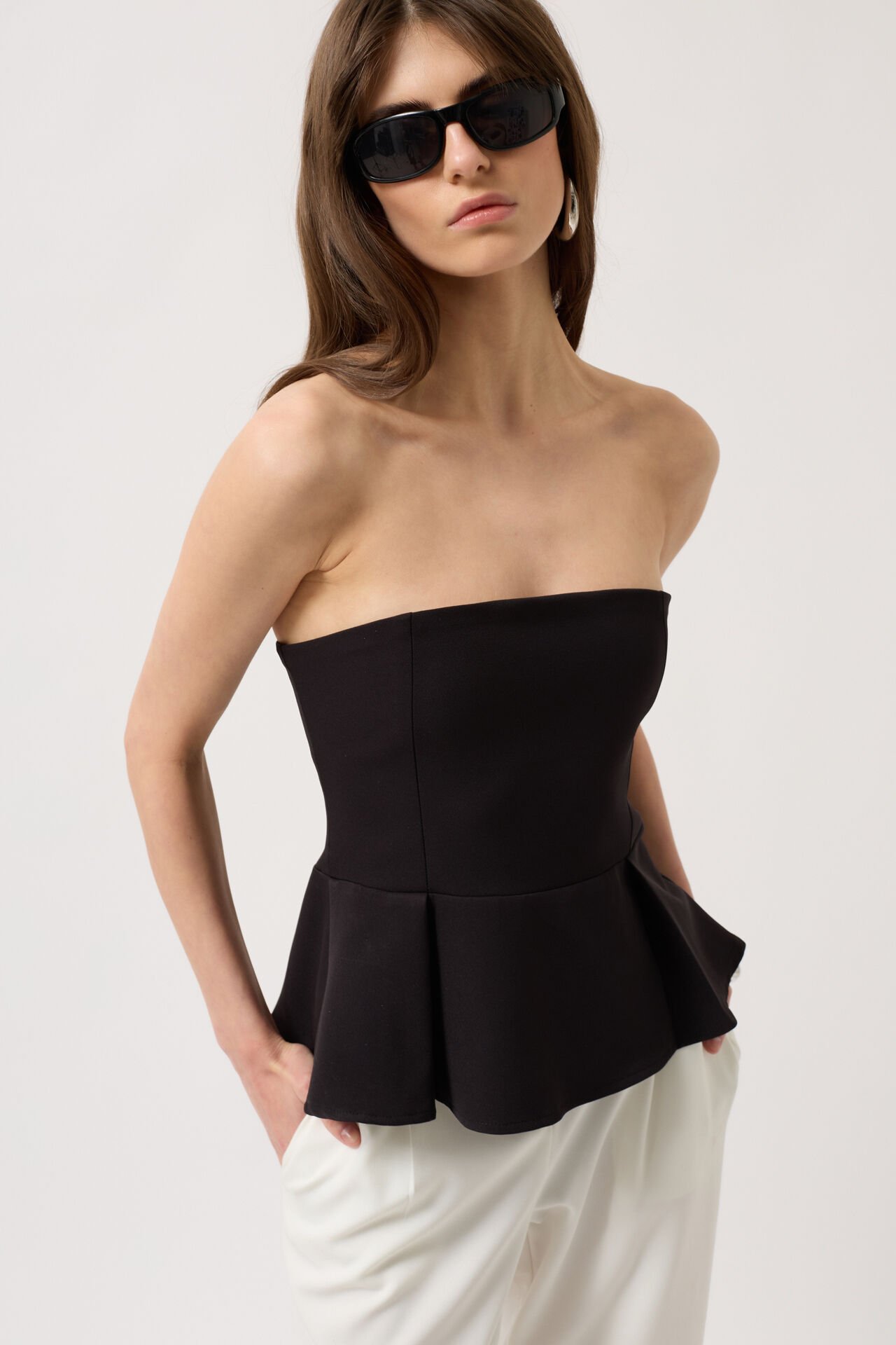 Wholesale Pleated Strapless Black Blouse