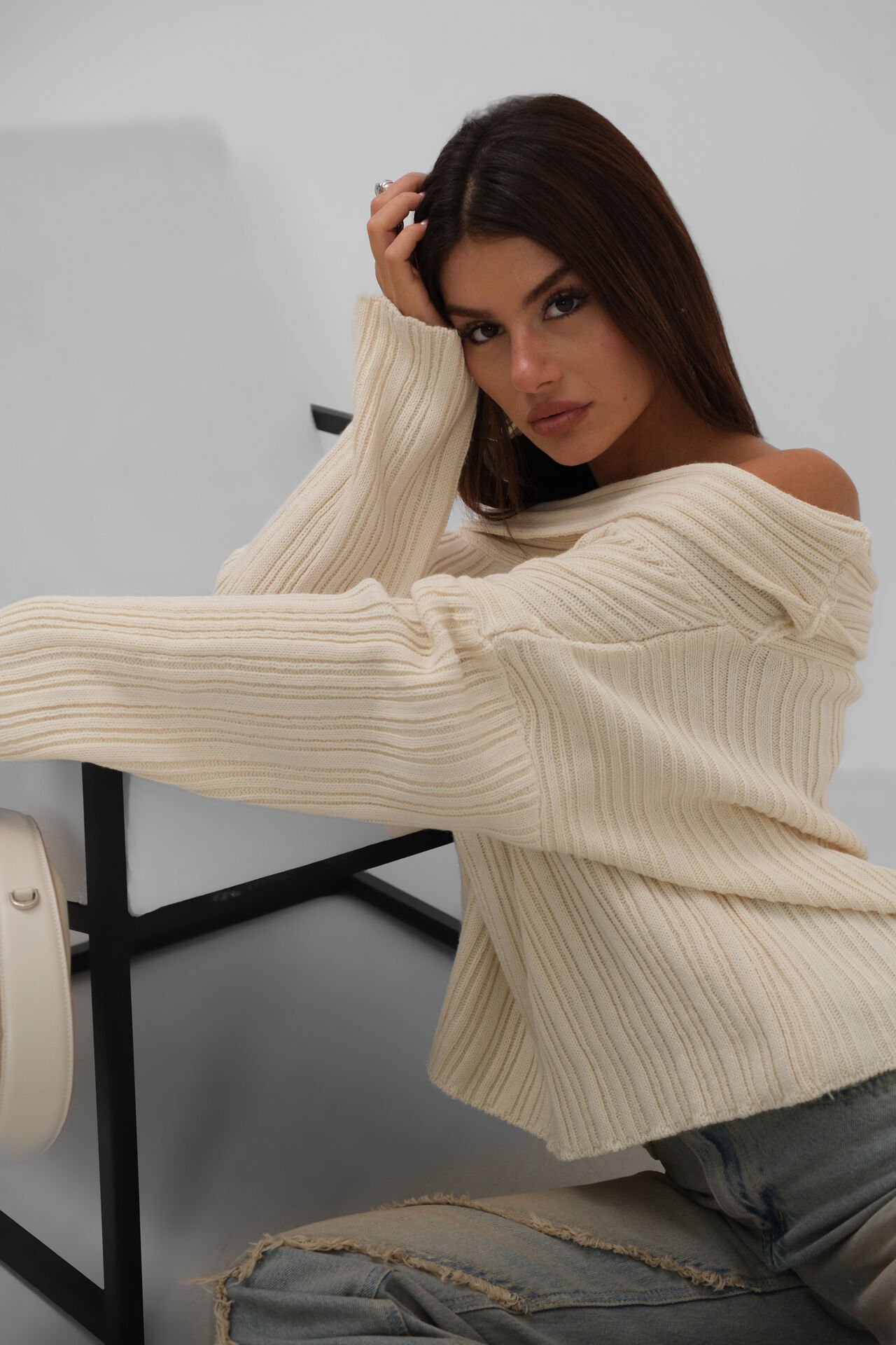 Wholesale Boat Neck Ribbed Knitted Sweater