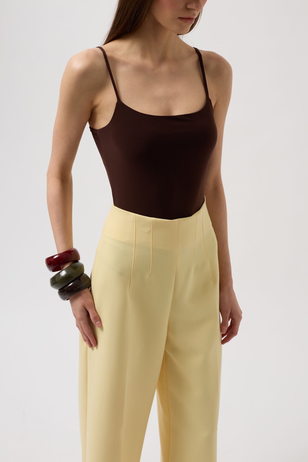 Toptan İp Askılı Kahverengi Bodysuit