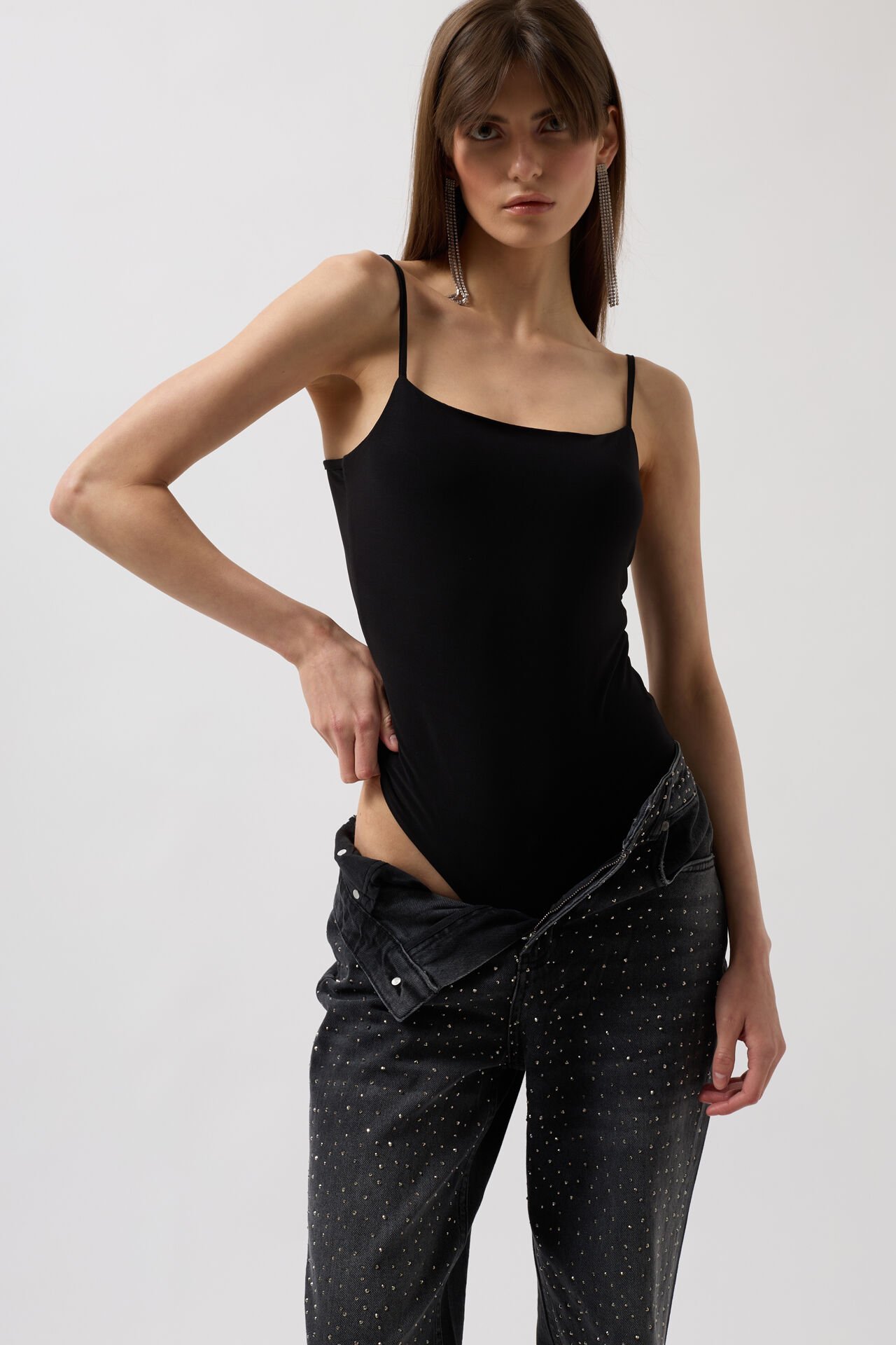 Toptan İp Askılı Siyah Bodysuit