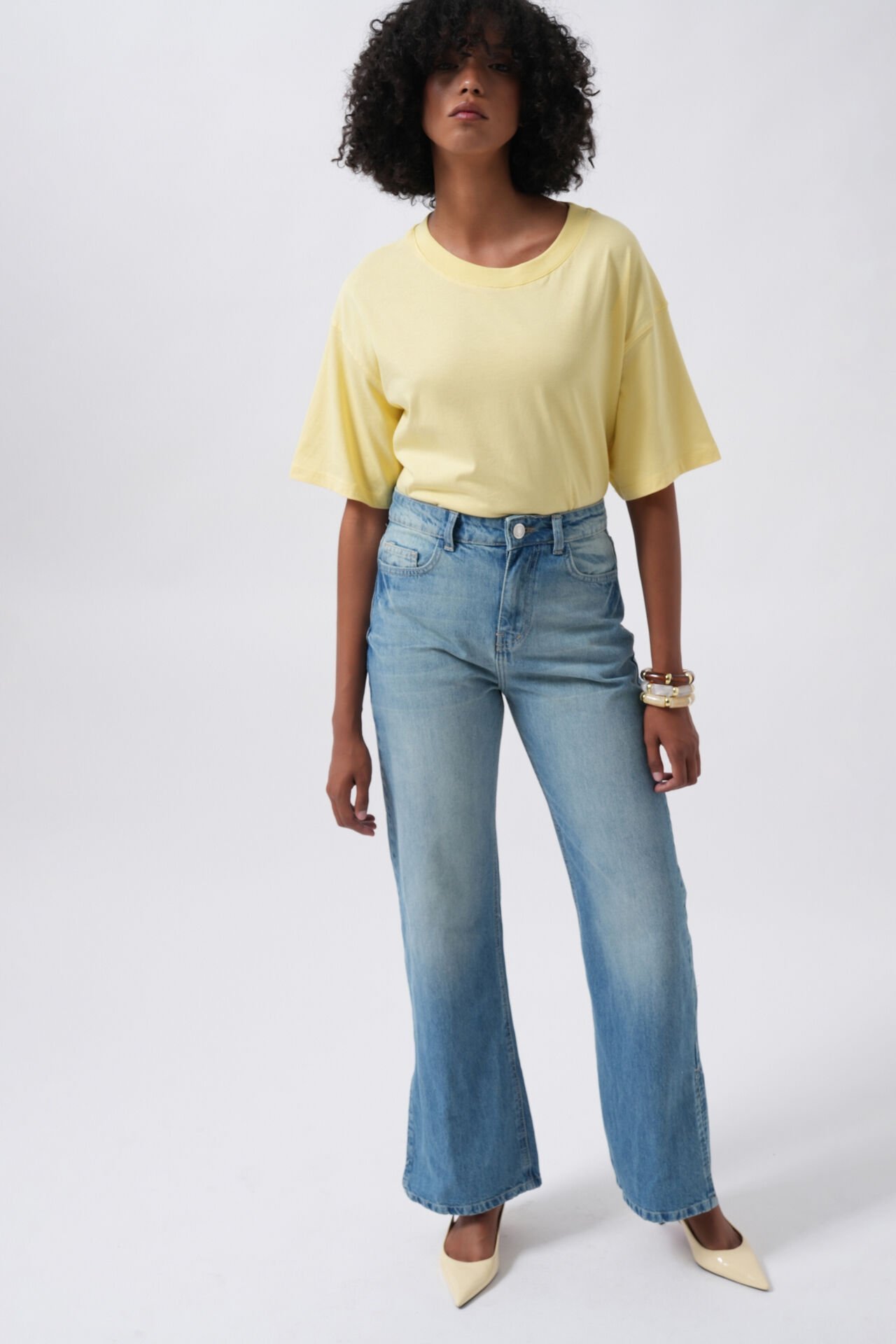 Toptan Paça Yırtmaçlı Yüksek Bel Mavi Jean