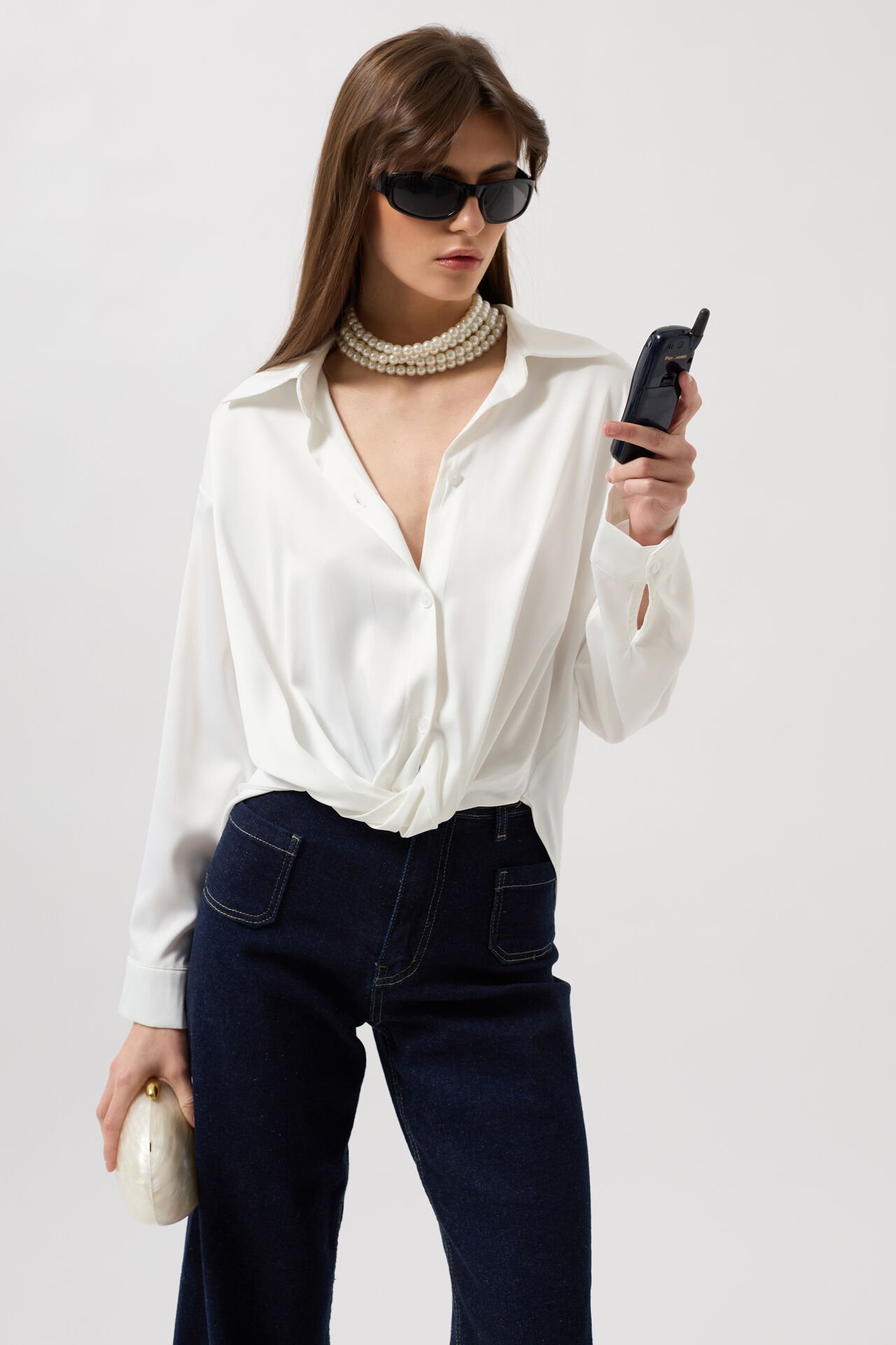 Toptan Bel Büzgülü Crop Saten Beyaz Gömlek