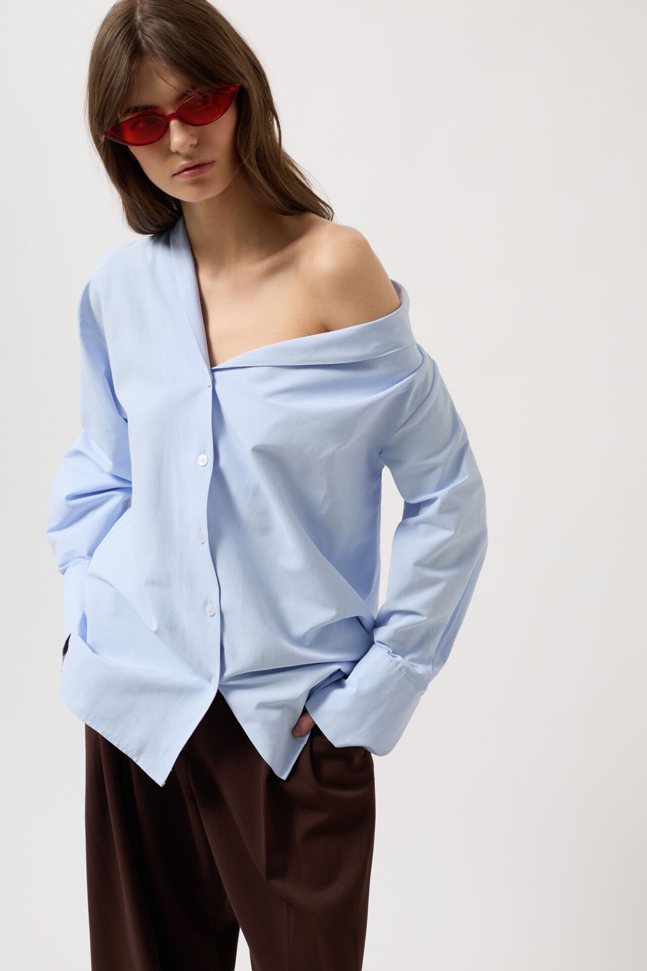 Оптовая продажа асимметричной рубашки с воротником-шалью