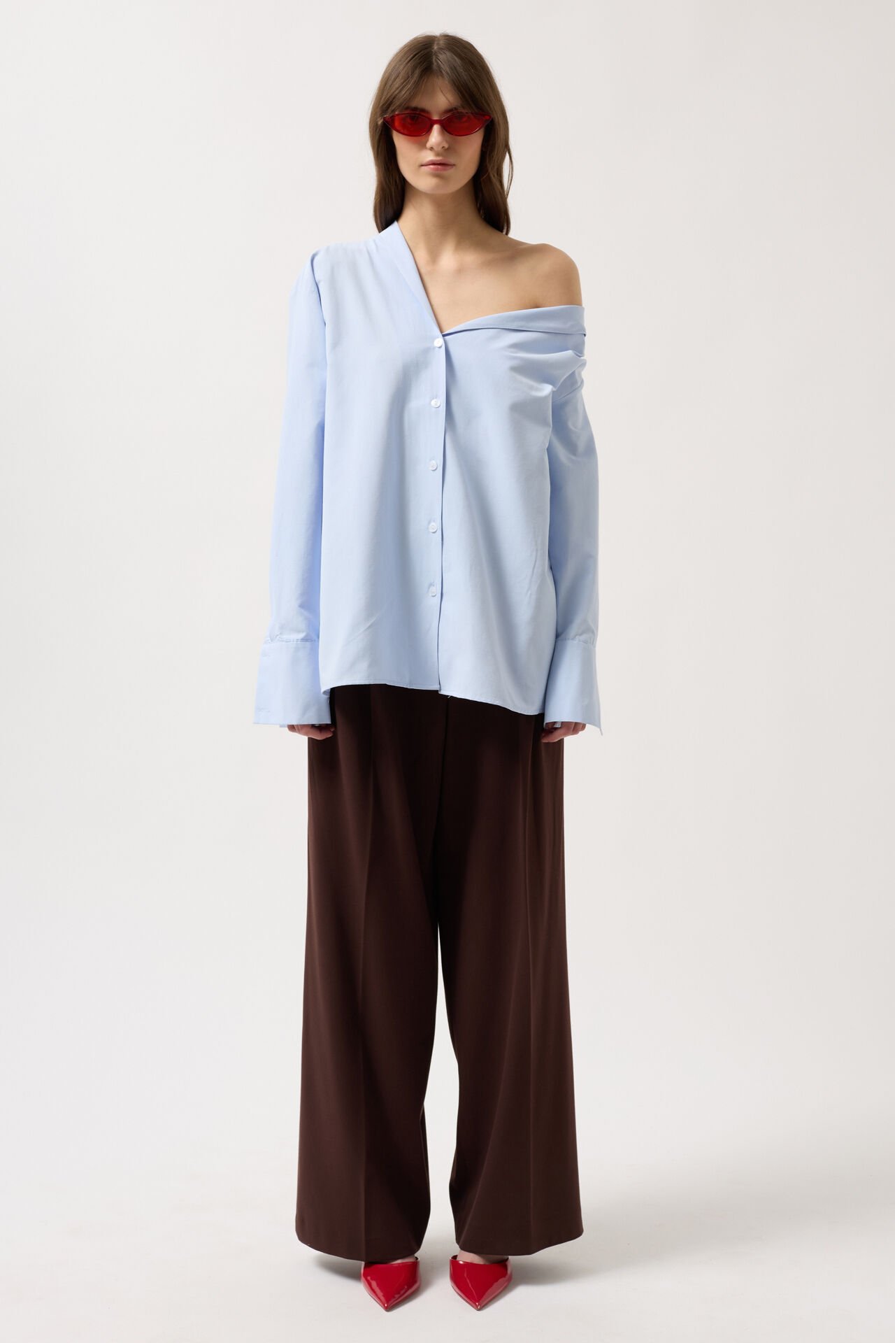 Оптовая продажа асимметричной рубашки с воротником-шалью