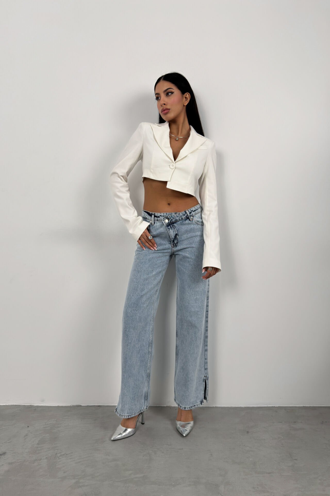 Wholesale Asymmetrical Single Button White Jacket