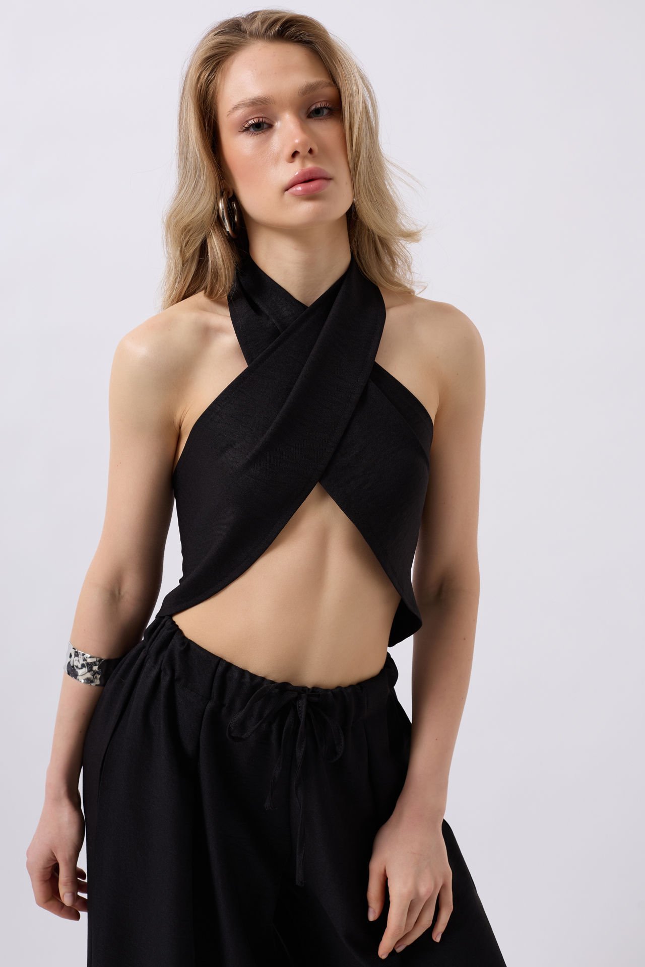 Toptan Çapraz Bağlamalı Keten Siyah Crop