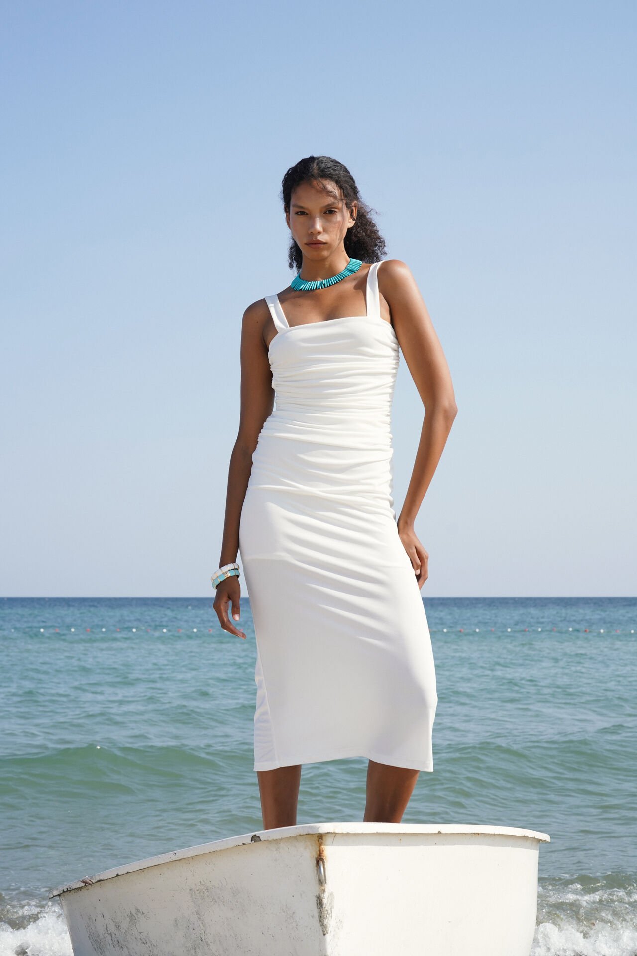Wholesale Slit Detail Backless White Dress
